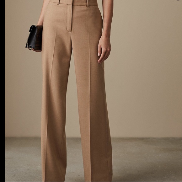 T Tahari Pants - ✨Tahari Tan Dress Pants✨